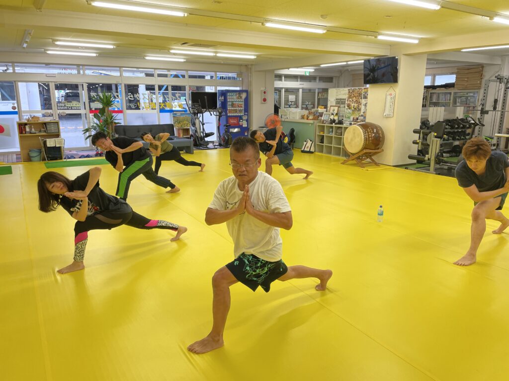 1月17日（土）ヨガクラスはCHIHIRO先生のご指導です♪